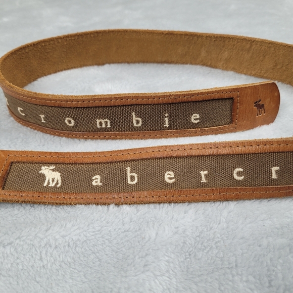 Abercrombie Women's Belt Brown Leather Embroidered Logo Size S / M - Picture 5 of 5
